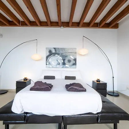 Montana Roja Villa *